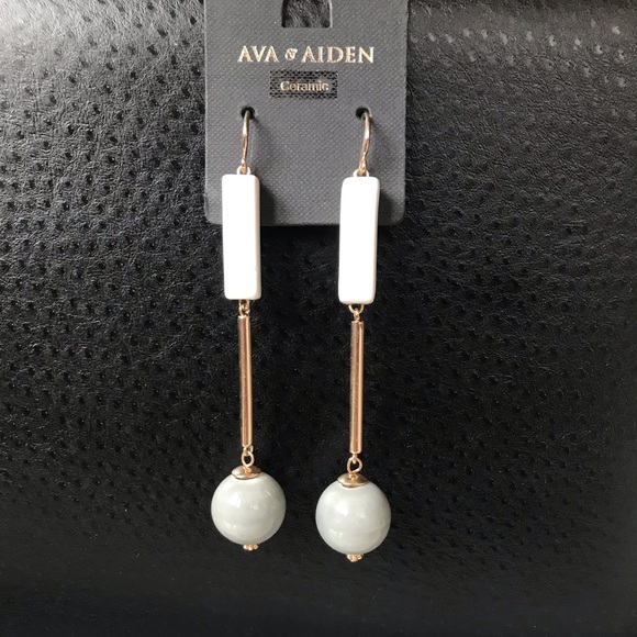 Ava & Aiden Jewelry - Ava & Aiden Earrings